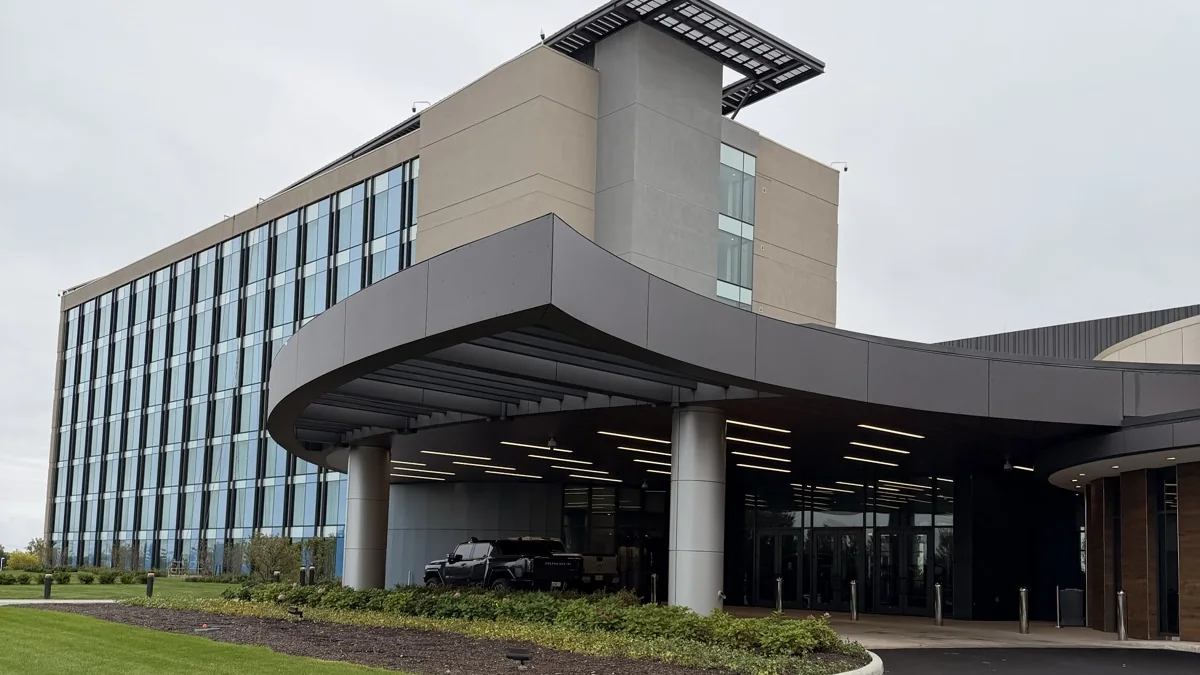 Hotel exterior and entrance drive, Hollywood Casino Columbus hotel, October 2, 2026